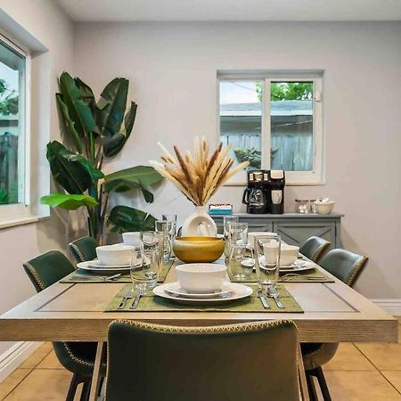 Private Oasis With Pool Near Beaches, Dining & Las Olas Fort Lauderdale Exteriör bild