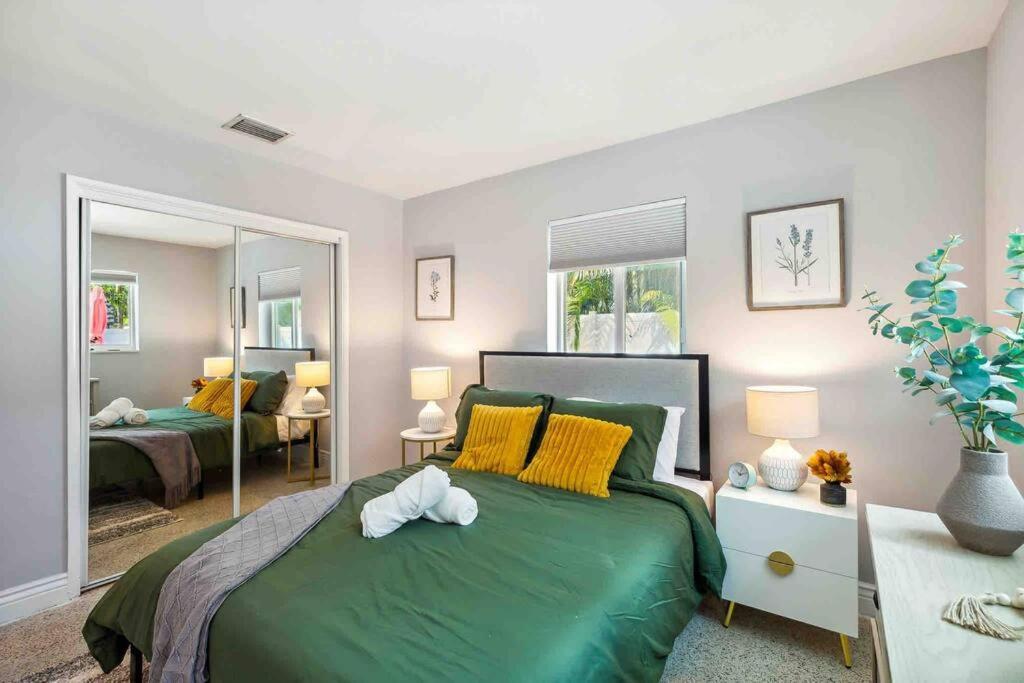 Private Oasis With Pool Near Beaches, Dining & Las Olas Fort Lauderdale Exteriör bild